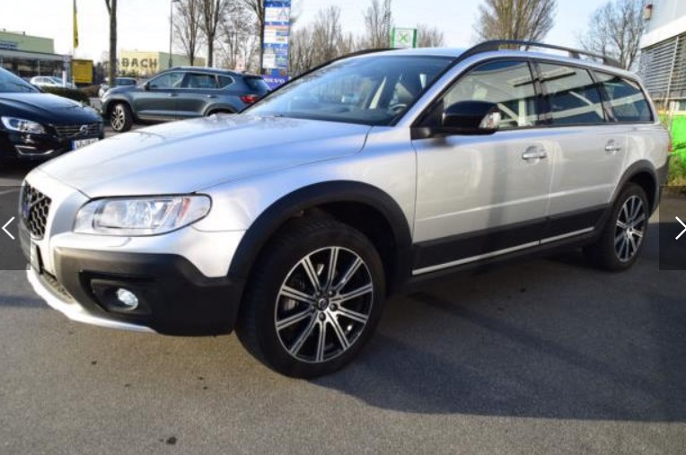 Left hand drive VOLVO XC 70 D5 AWD Geartronic Black Edition